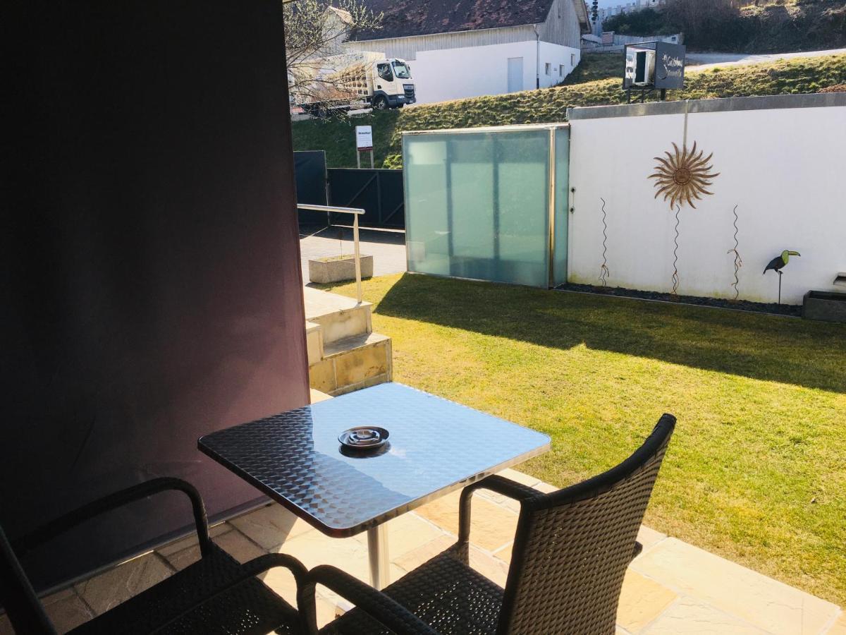 Gaestehaus Sommertal Mit Pool Im Garten, Eigener Parkplatz, 800M Zum Bodensee, 300M Zur Altstadt Меерсбург Экстерьер фото