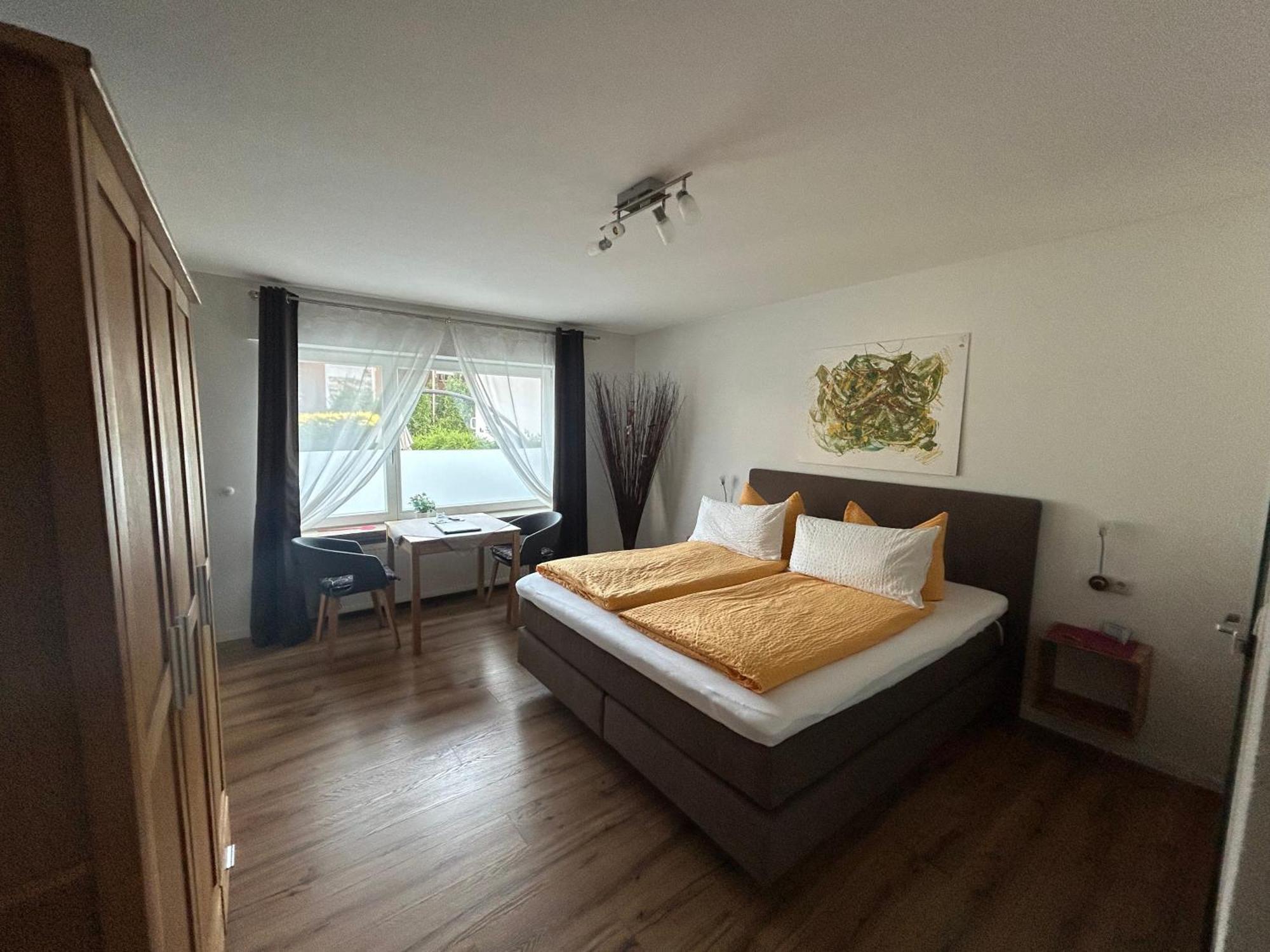 Gaestehaus Sommertal Mit Pool Im Garten, Eigener Parkplatz, 800M Zum Bodensee, 300M Zur Altstadt Меерсбург Экстерьер фото