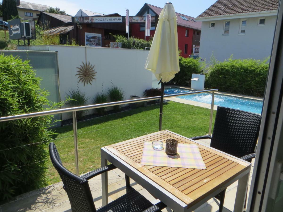 Gaestehaus Sommertal Mit Pool Im Garten, Eigener Parkplatz, 800M Zum Bodensee, 300M Zur Altstadt Меерсбург Экстерьер фото